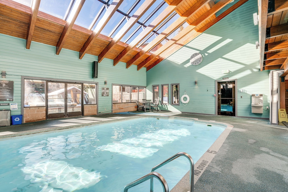 Home w/ Mtn Views in Frisco: Near 3 Ski Resorts!