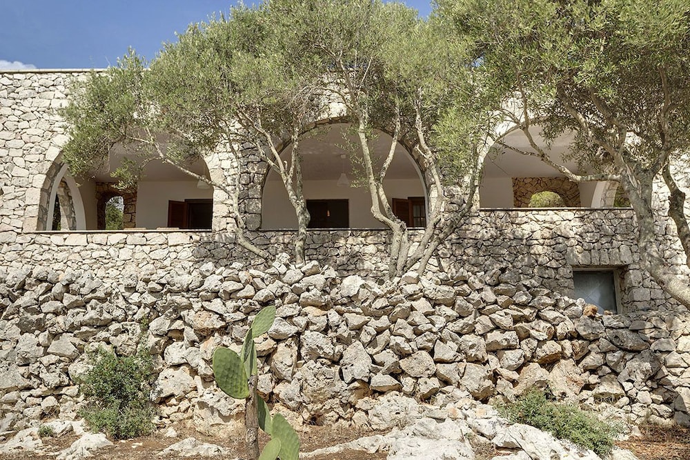 Faruk Leuca Resort