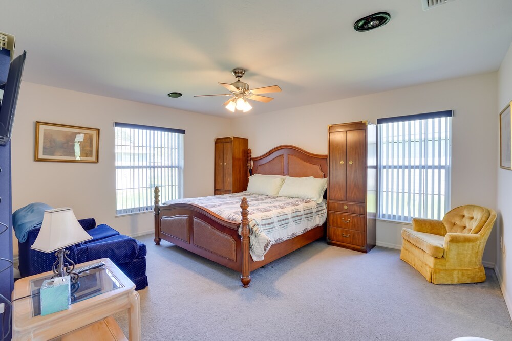 Walk to Lake: Home w/ Screened Porch in Sebring! view 3
