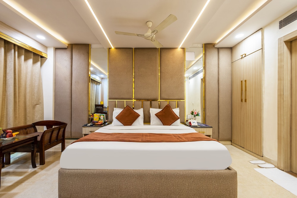 Hotel Downtown by Quadis - East of Kailash