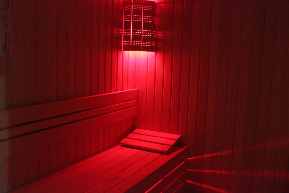 Loss Hotel - Image 64