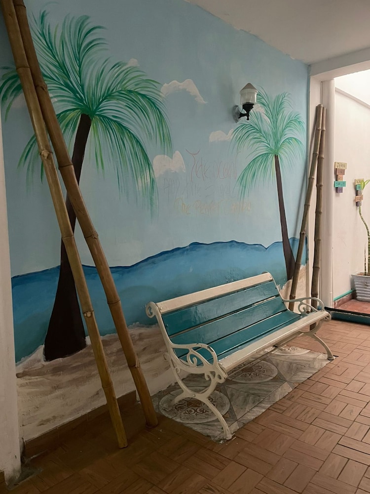 HOSTAL OCEAN BLUE