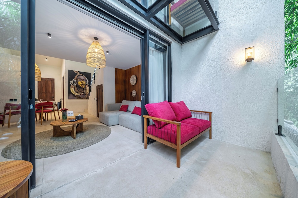 Sacred Jungle by EVDEkimi Ubud – Modern Villas and Apartments with Kitchens, Pools, & Personalized Concierge Service