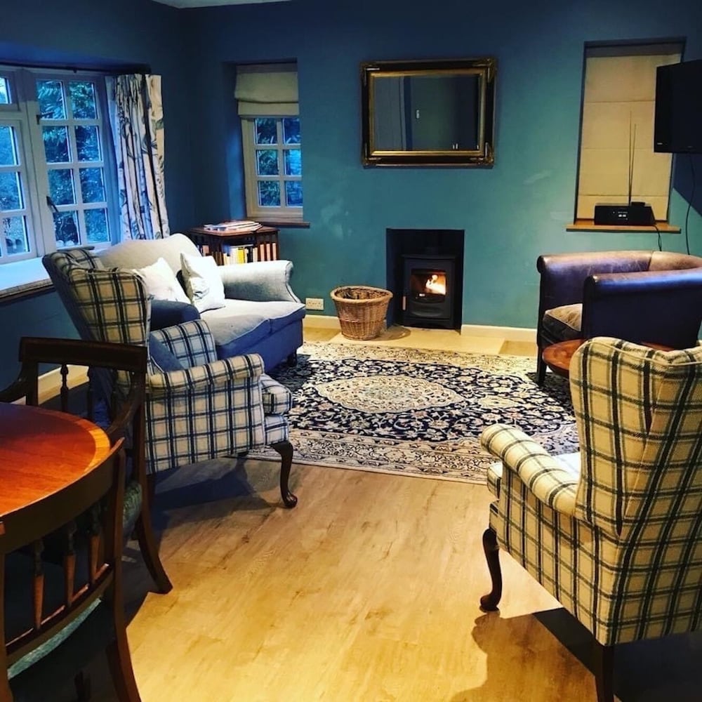Redlynch Lodge