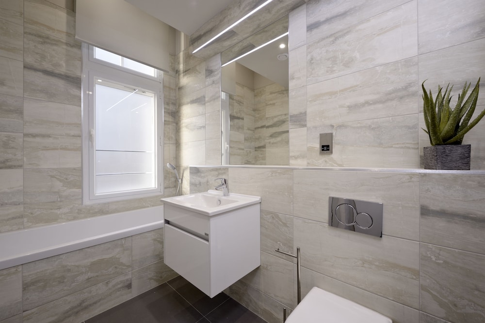 Destiny Scotland Charlotte SQ Apartments photo 5