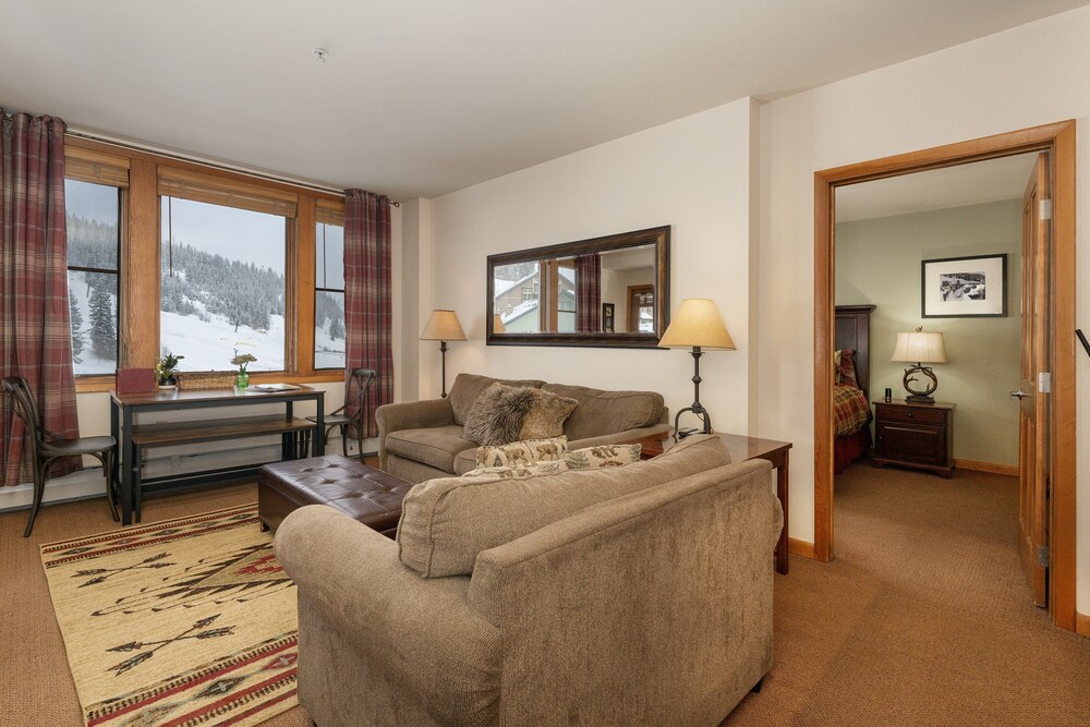 Select Unit 2509 - Zephyr Mountain Lodge 2 Bedroom Condo