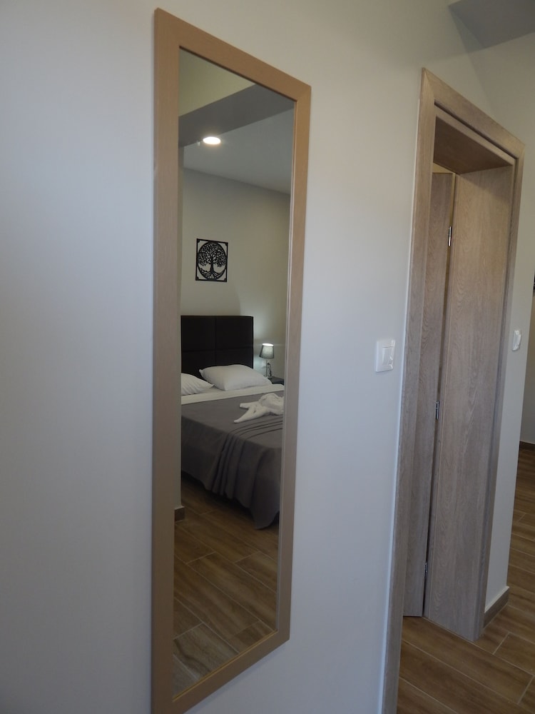 Nioplias Luxury Apartments Pefkohori