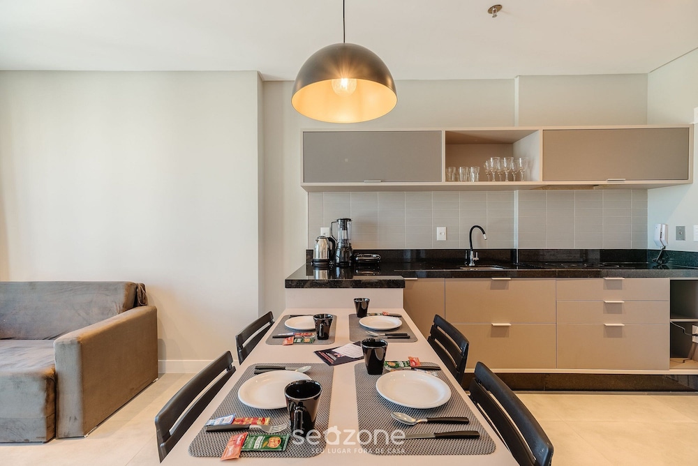 MHF II Apts Variados em Prédio com Vista para o Mar em Itapema