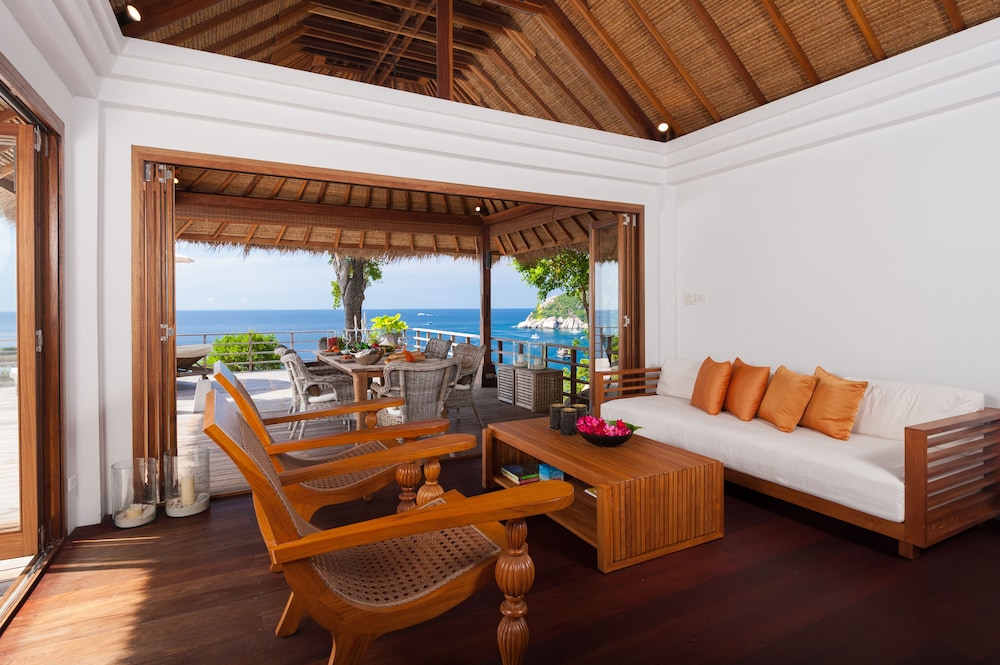 Cape Shark Pool Villas