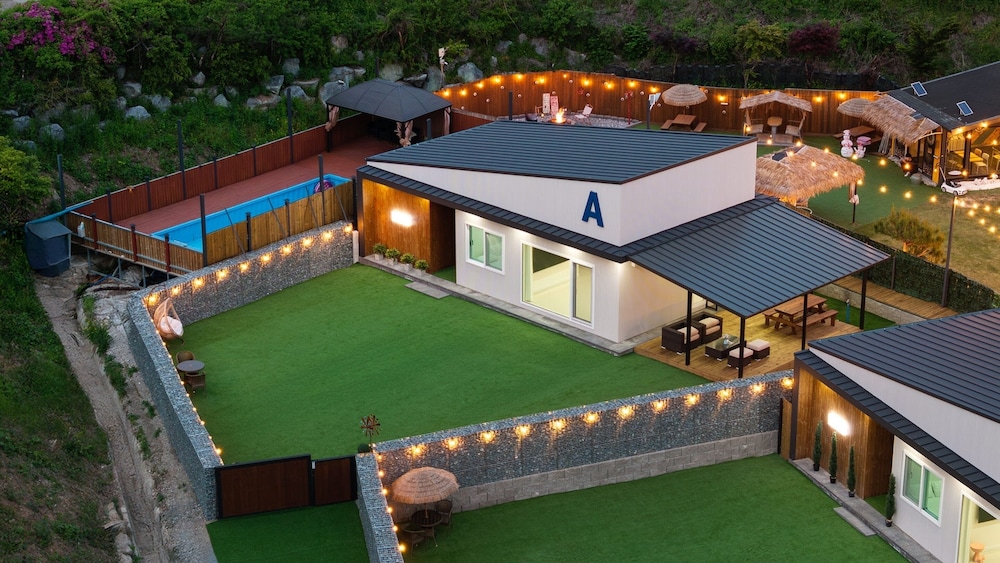 Hongcheon Lucky Dog Pension