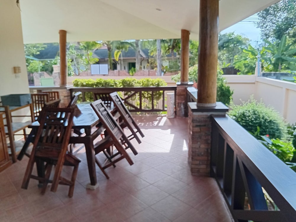 Mooni Sunshine Villa