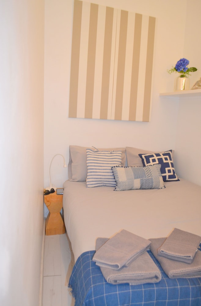 RH FARINHAS 5, Lisbon Center Apartment view 4