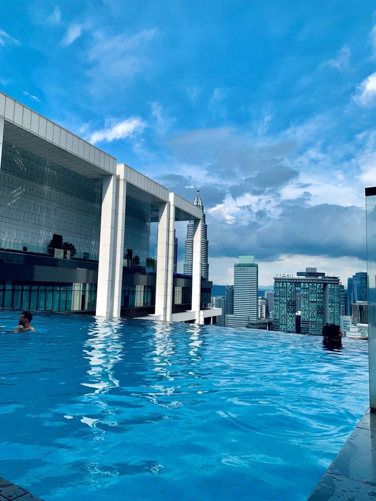WELL-SHAPED Suites At PLATINUM KLCC