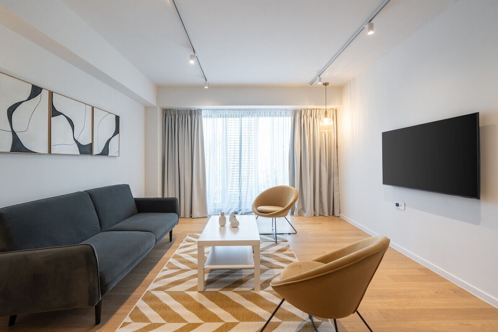 LIV Athinum 1 - Luxury Apartment 1C
