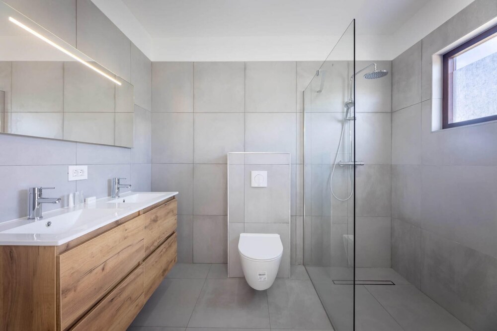 La Perla Chic Panoramic Designer Villa