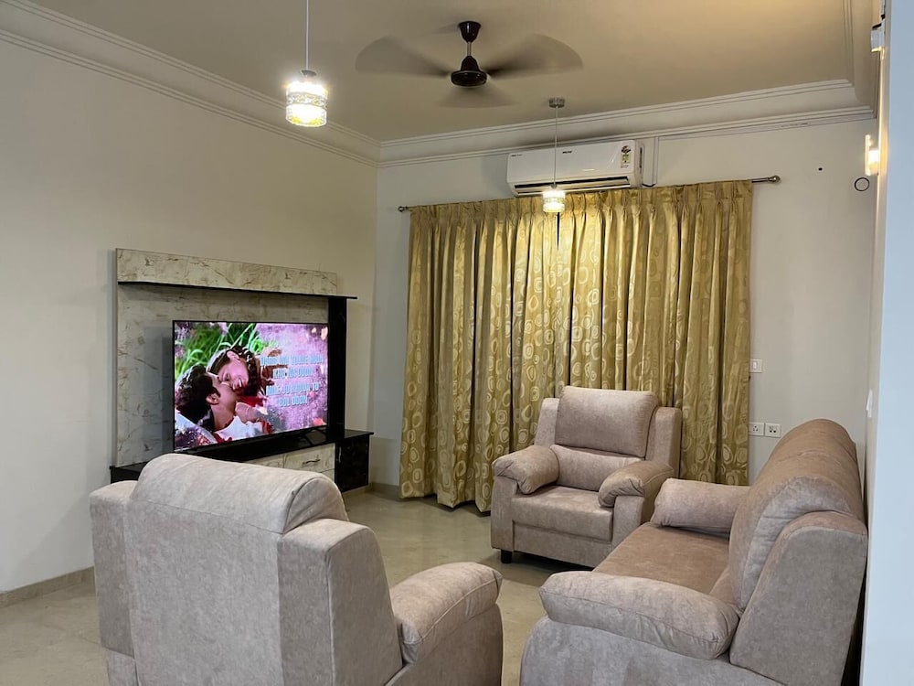 Urban Stay Service Apartments