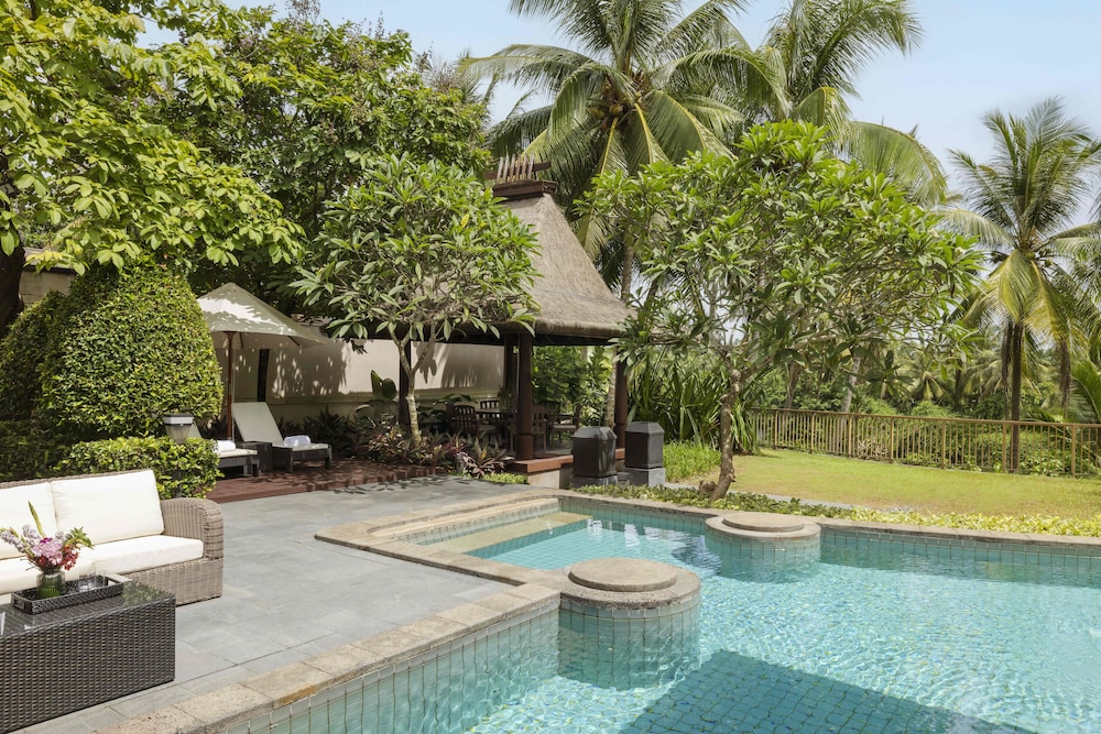 Raffles Hainan