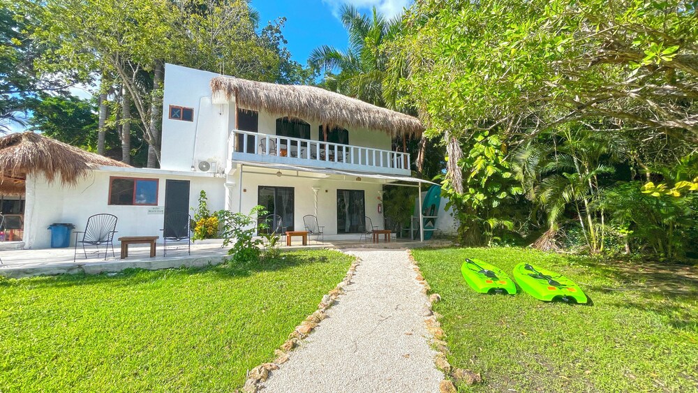 Hotel Isabella Bacalar Front Lagoon