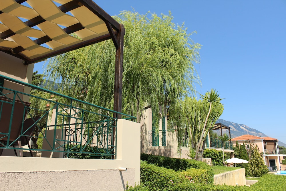 Oneira Villas