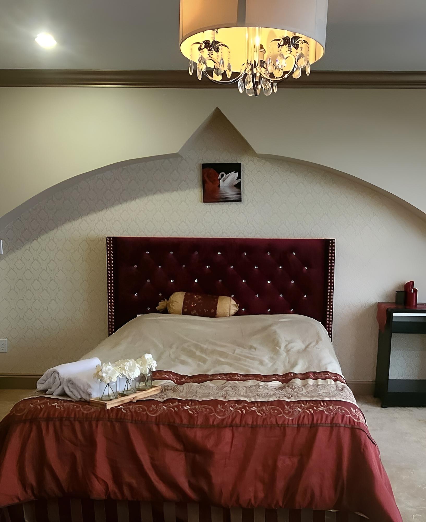 Surrey Vacations - The Empress Palace - Property Image 5