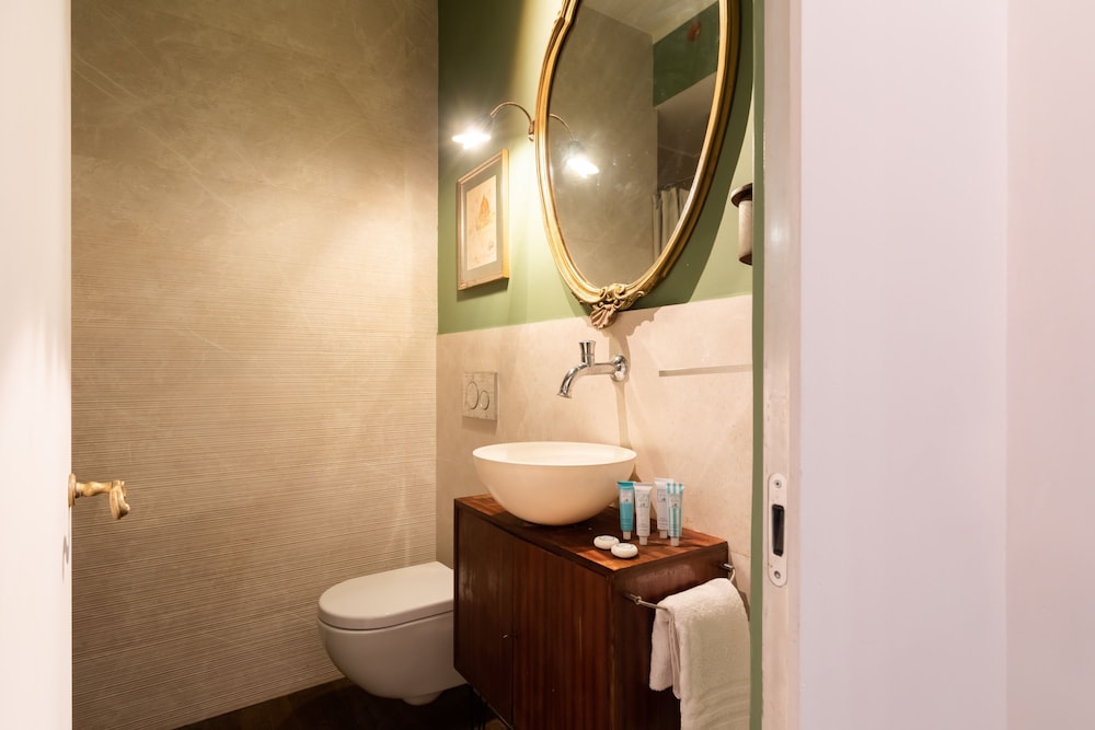 Chic and Style in Historical Via Giulia