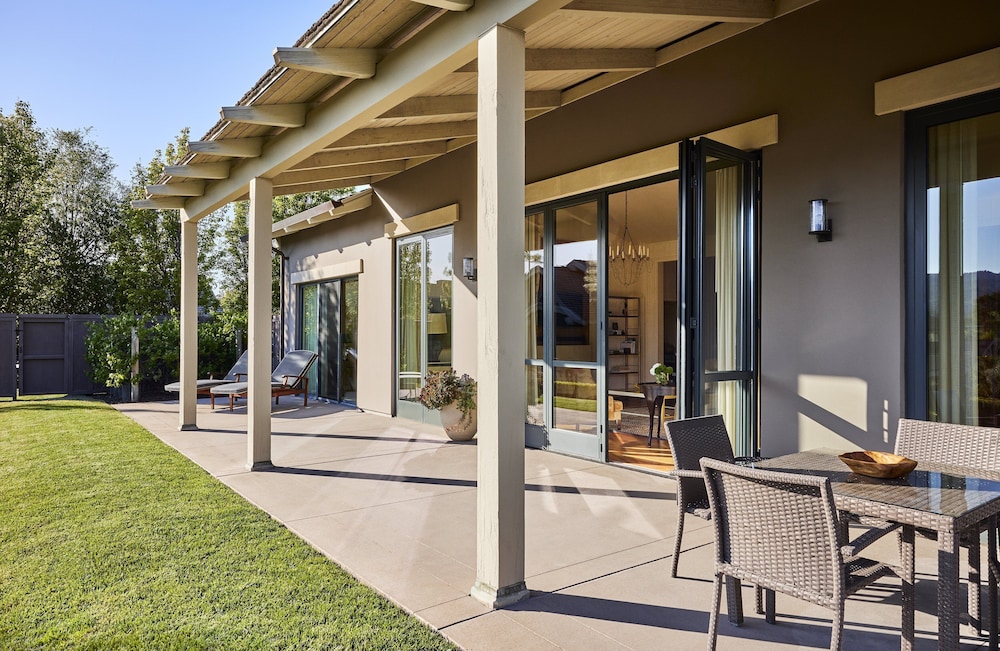 Rosewood Sand Hill 50