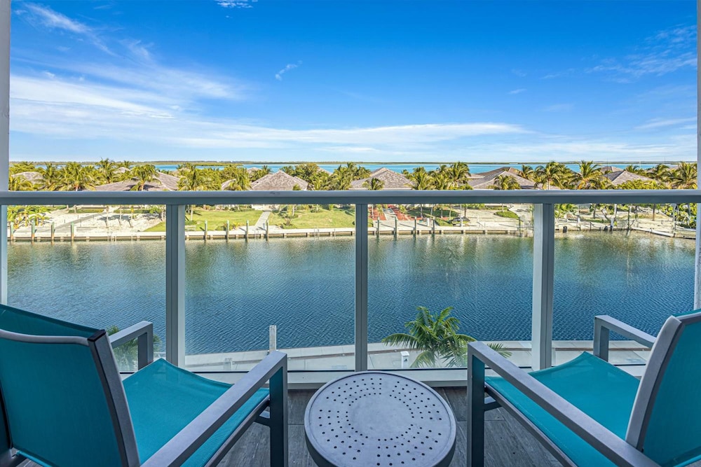 Resorts World Bimini