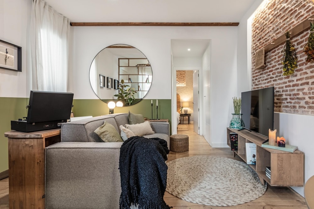 Alcazar - 1 Bedroom and Terrace in Almagro
