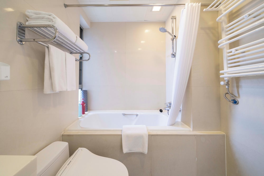 Tyms Stylish 3BR 2BA Apt Yongxin Century