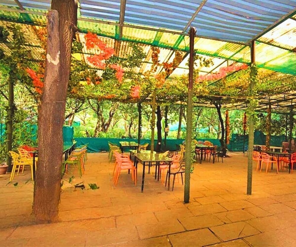 Shrusti Farms Resort