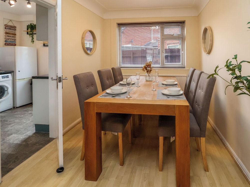 Steam and Stay @ Hoole