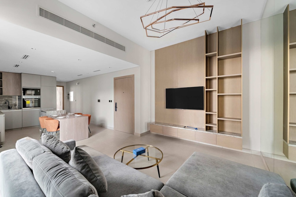 Modern 1BR in the Best Residence of JVC With Pool