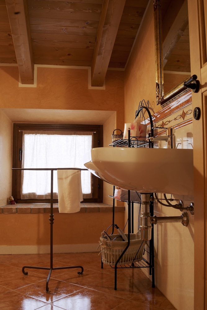 La Fonte degli Dei Wine Relais Adults Only