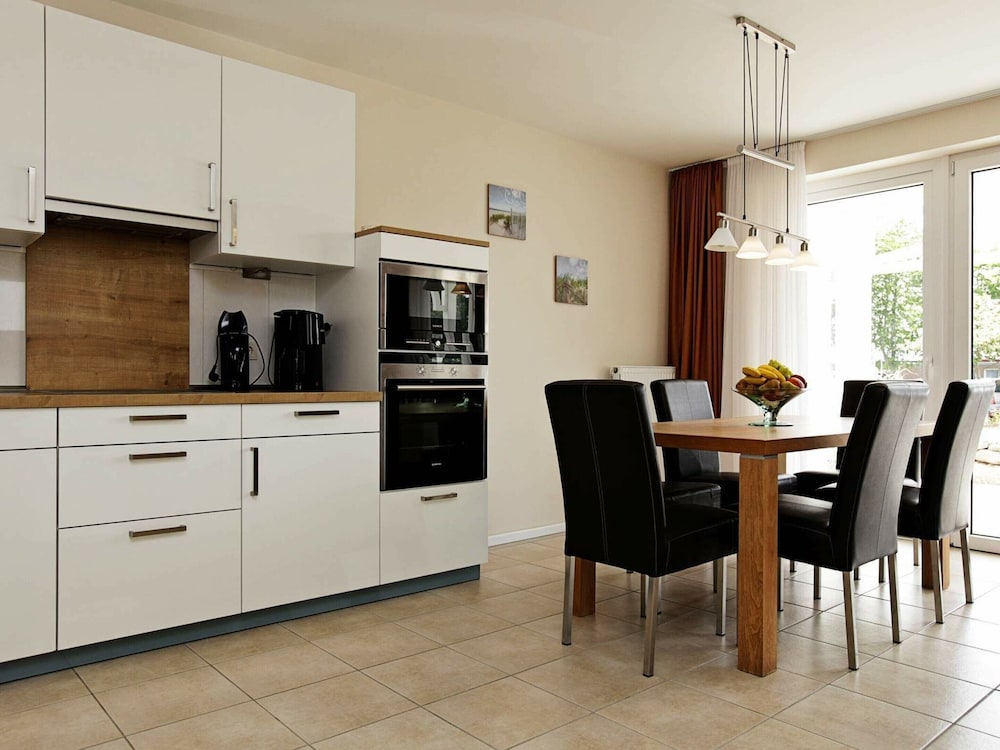 6 Person Holiday Home in Grossenbrode