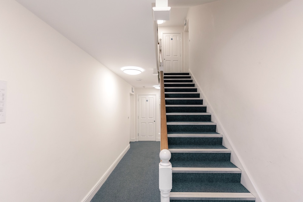 Roomspace Apartments -Orchard Place