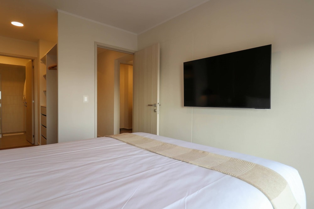 w Divine 3BR w Balcony Near Larcomar