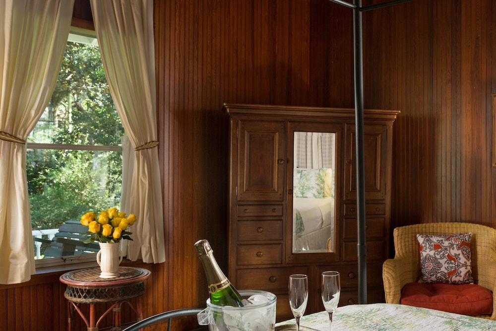 Magnolia Springs B&B