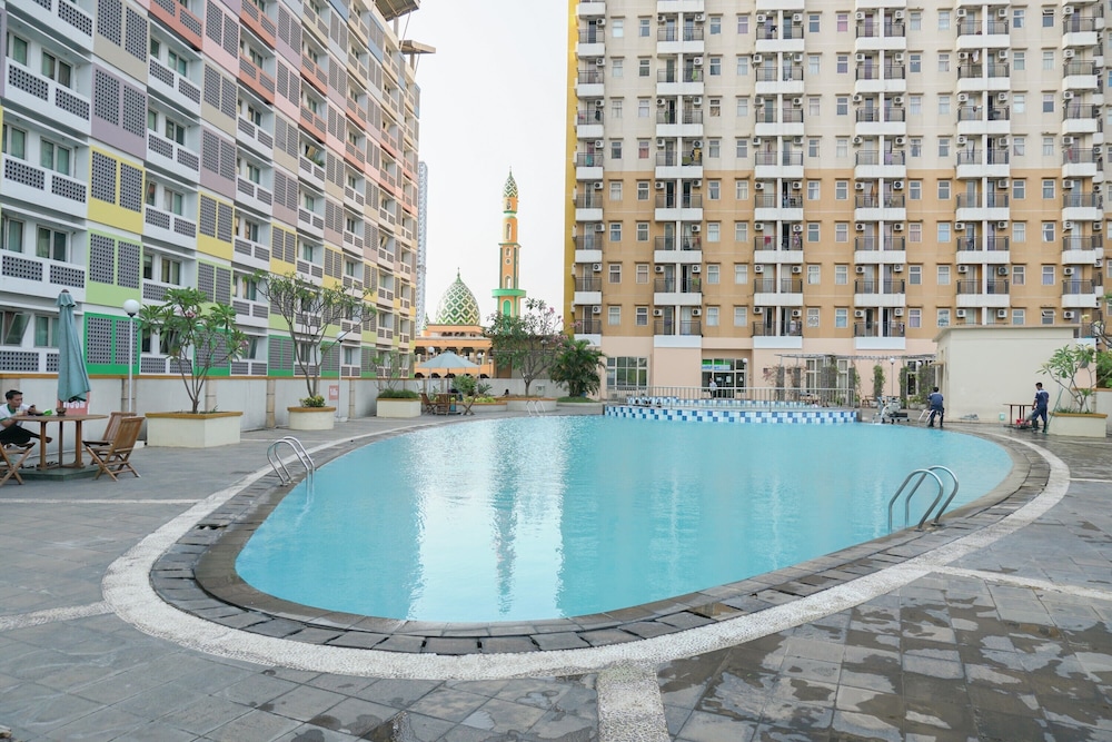 Good Deal Studio Apartment At Margonda Residence 1