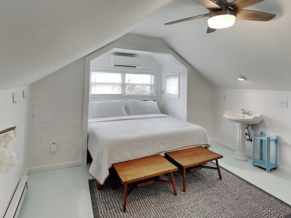 The Last Dollar Cottage by Topsail Realty
