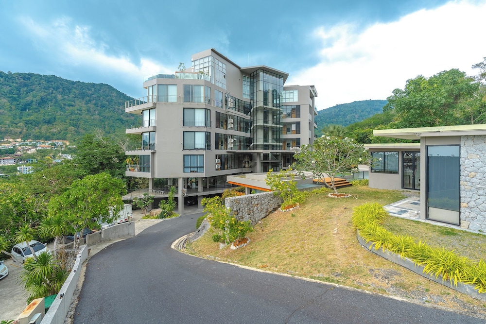 Seaside1BR Suite Mountain View Pool C179
