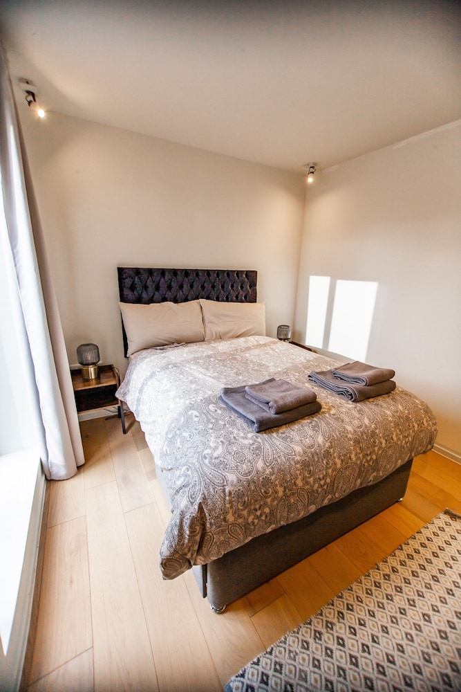 7 The Hideaway view 2