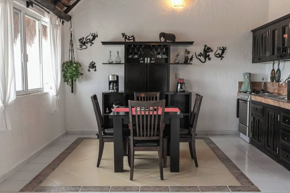 Studios walking distance to the beach