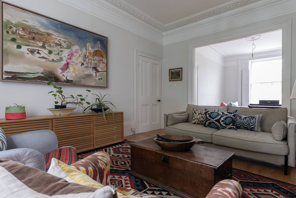 Rochester Road II by Onefinestay