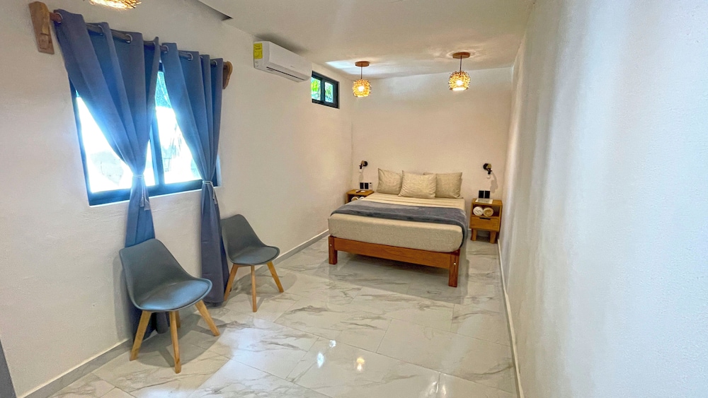 Hotel Isabella Bacalar Front Lagoon