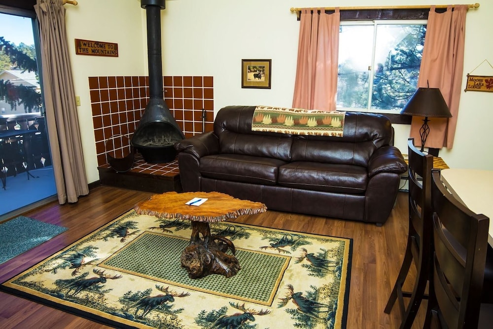 Elkhorn One Bedroom Condo with River View from Deck and Walking Distance to Estes Park - 3262 by RedAwning - Property Image 1