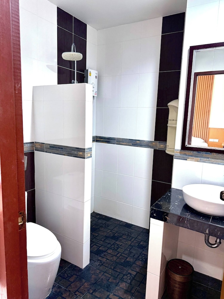 Boutique Hotel 20 min Walk to Kata Beach #301