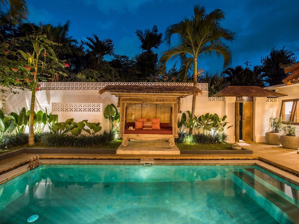 Villa Makasih