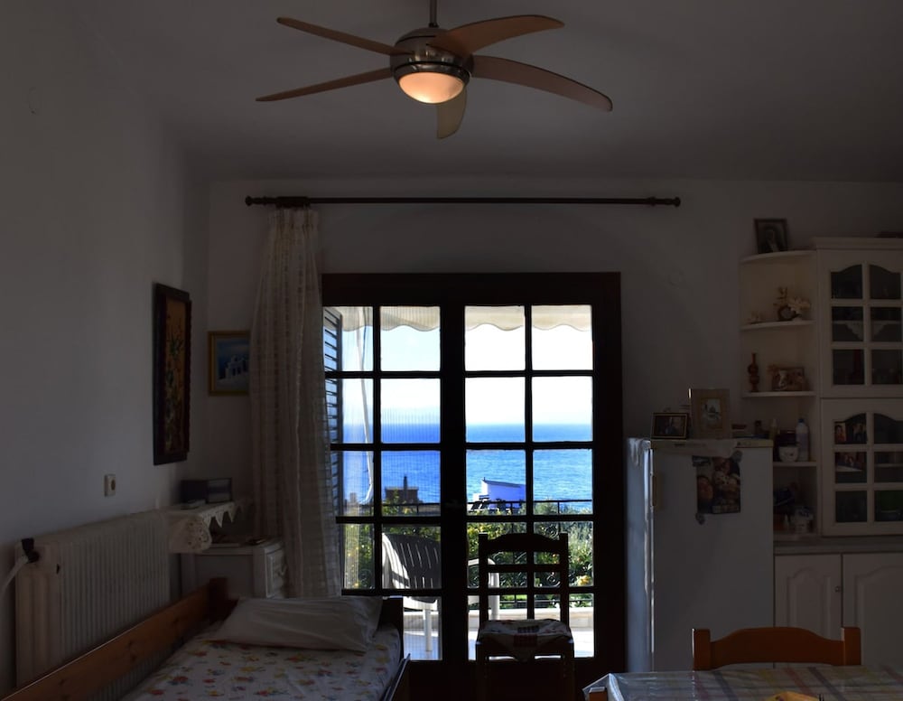 Maria s Sea View House