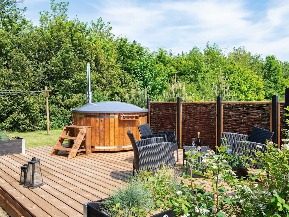 6 Person Holiday Home in Tarm
