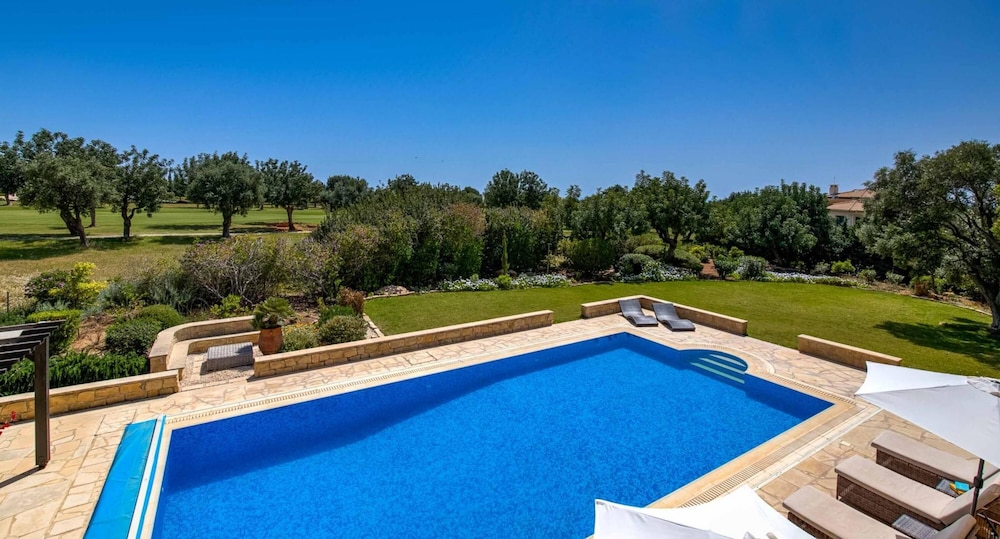 Villa 327 Galinios in Kouklia